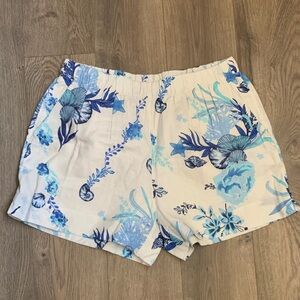 Vineyard Vines Blue Floral High Waist Shorts